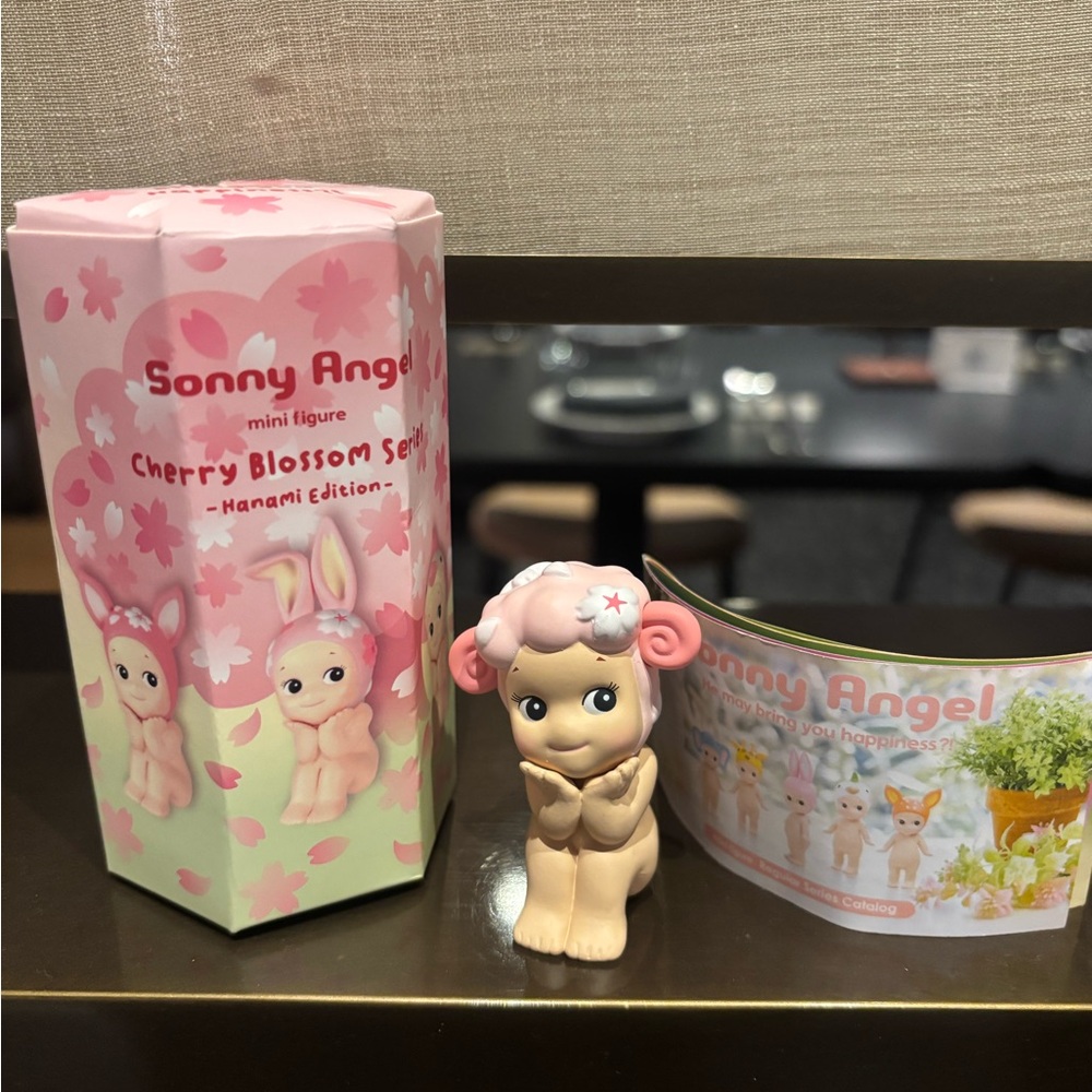 Sonny Angel Cherry Blossom- Sheep